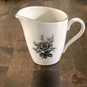 Vintage 1950’s Platinum ‘Rose Rhapsody’ Cream Server by Castlecourt Fina China